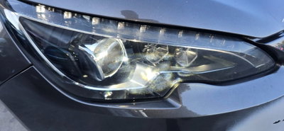 Peugeot 308 SW BlueHDi 120 S&S Business (9)