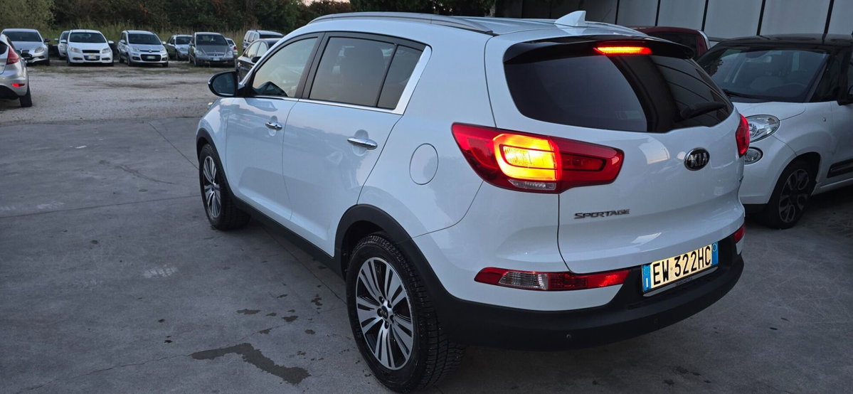 Kia Sportage 1.7 CRDI VGT 2WD Class (12)
