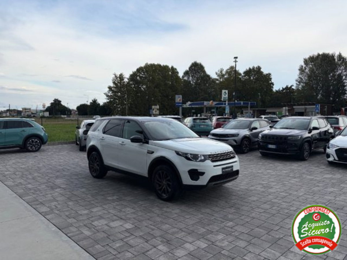 Land Rover Discovery Sport 2.0 TD4 150 CV Pure (4)