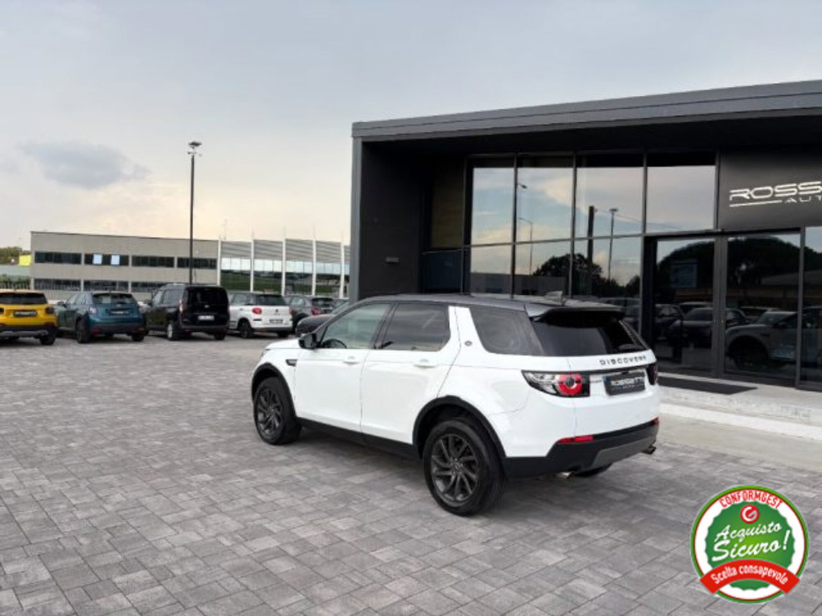 Land Rover Discovery Sport 2.0 TD4 150 CV Pure (8)