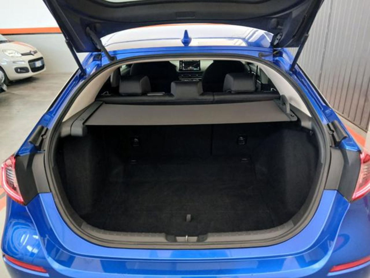 Honda Civic 2.0 hev Sport ecvt (6)