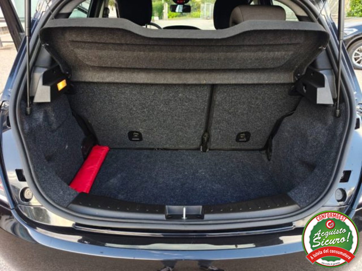 Lancia Ypsilon 1.0 FireFly 5 porte S&S Hybrid Gold Plus (17)