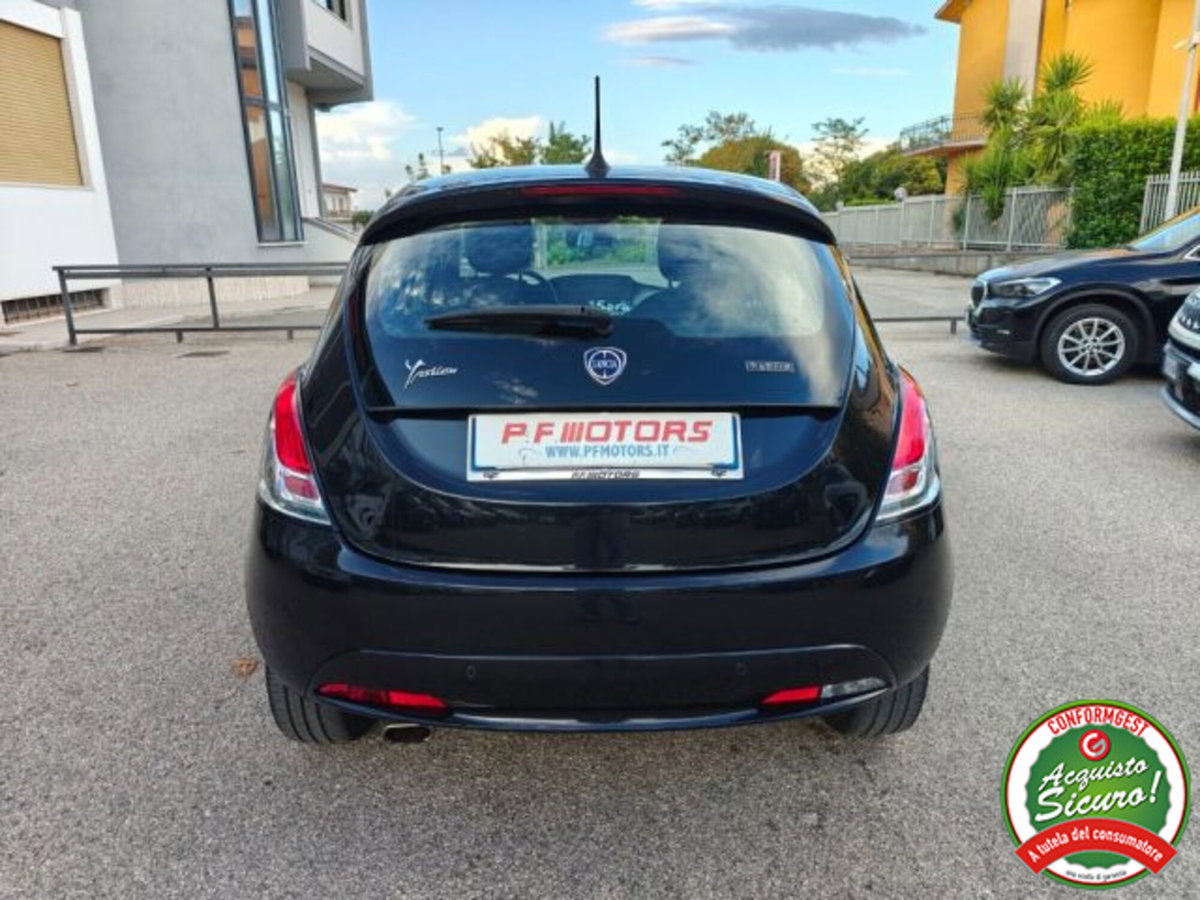 Lancia Ypsilon 1.0 FireFly 5 porte S&S Hybrid Gold Plus (4)