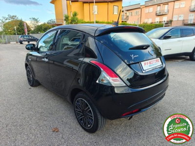 Lancia Ypsilon 1.0 FireFly 5 porte S&S Hybrid Gold Plus (6)