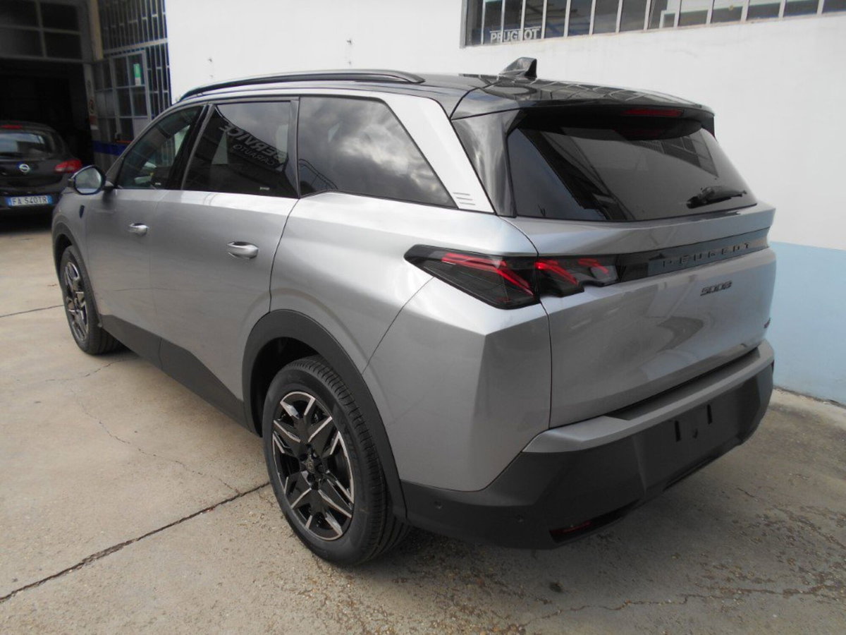 Peugeot 5008 1.2 hybrid Allure 145cv 7p.ti e-dcs6 (5)