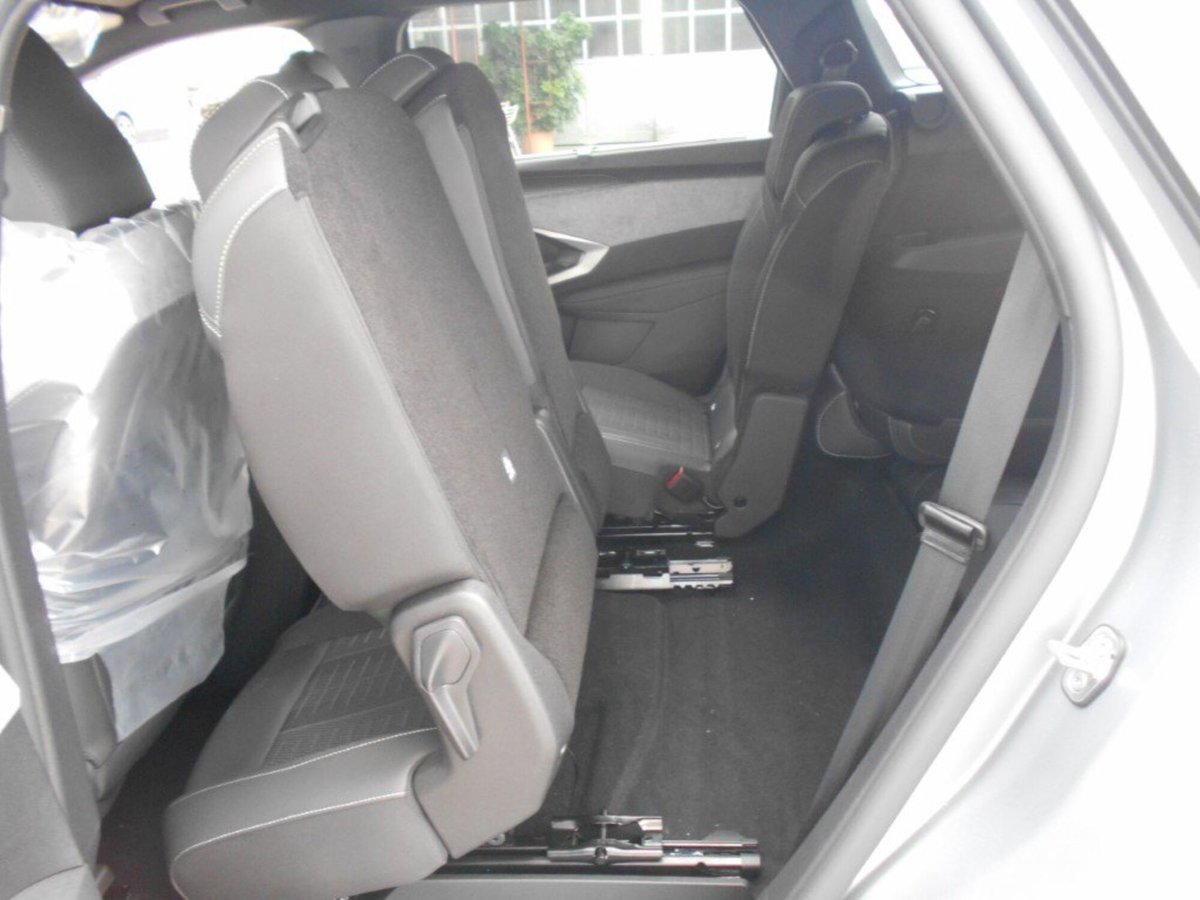 Peugeot 5008 1.2 hybrid Allure 145cv 7p.ti e-dcs6 (8)