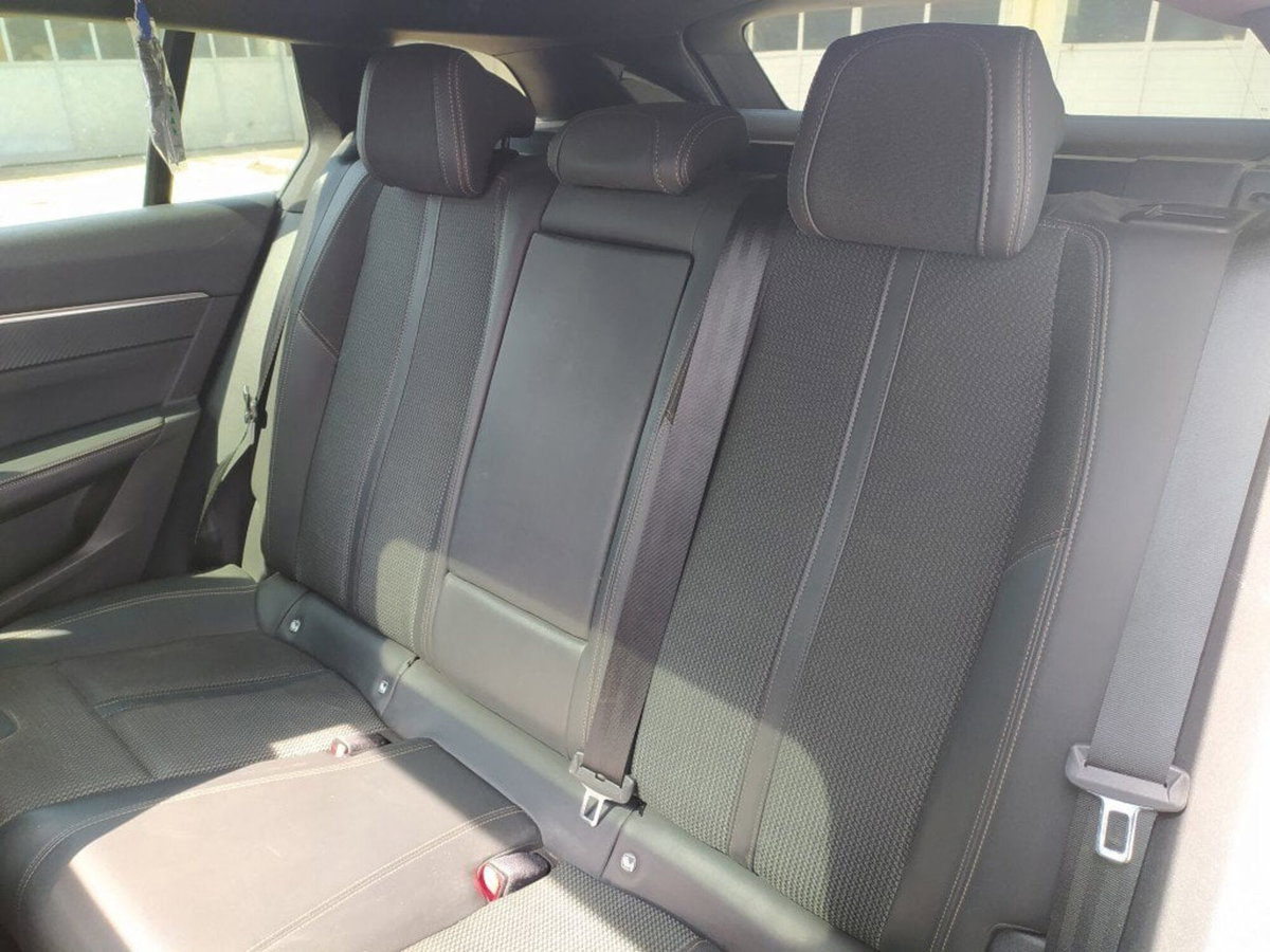 Peugeot 508 SW PureTech Turbo 225 Stop&Start EAT8 GT Pack (20)