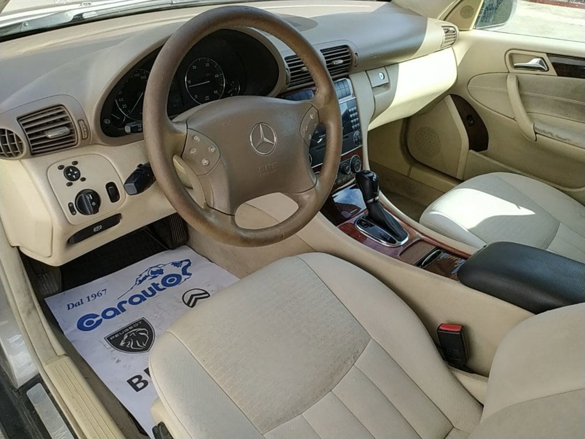 Mercedes-Benz Classe C Station Wagon 220 CDI Elegance (18)