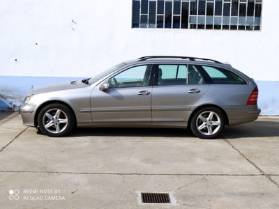 Mercedes-Benz Classe C Station Wagon 220 CDI Elegance (8)