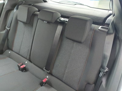 Peugeot 2008 1.2 puretech Style s&s 100cv (10)