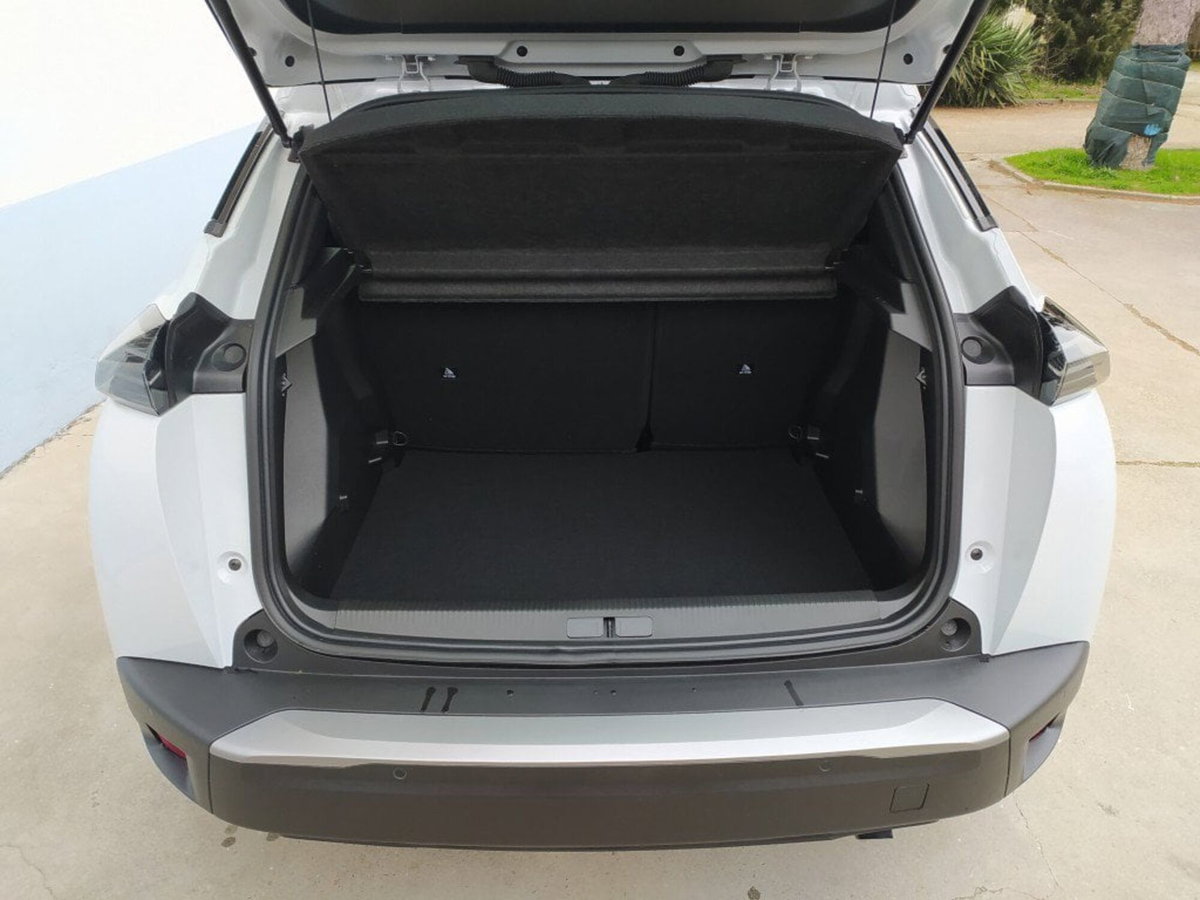 Peugeot 2008 1.2 puretech Style s&s 100cv (13)