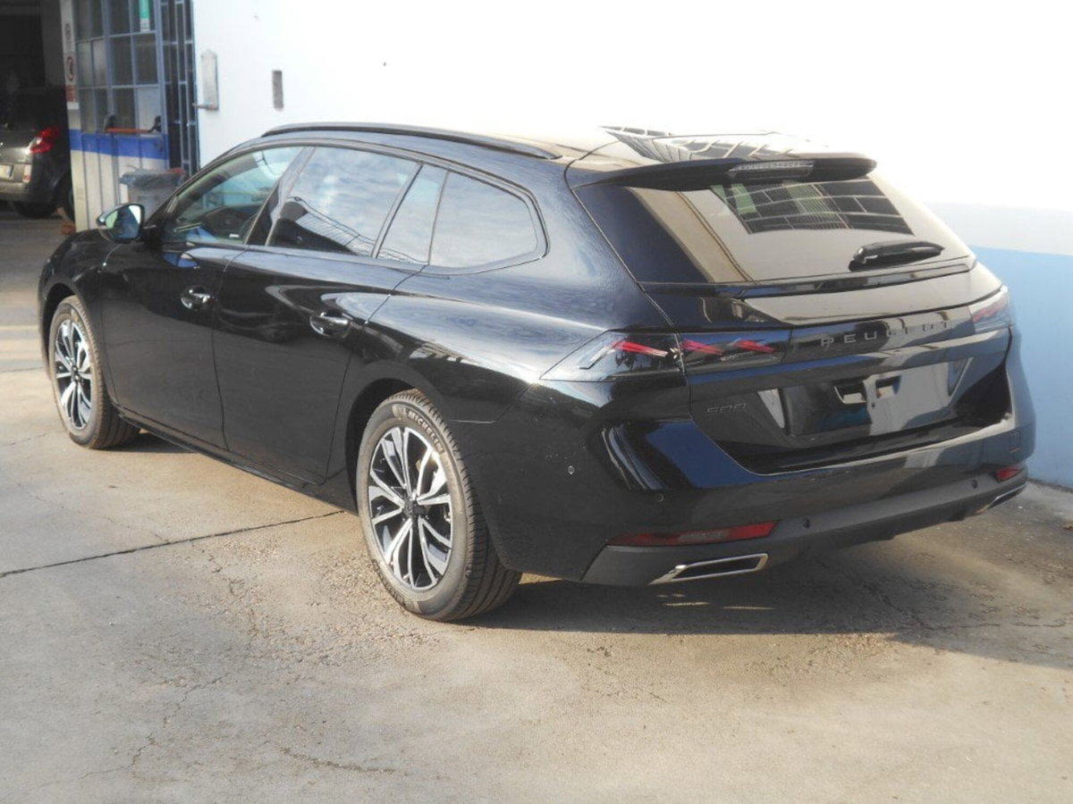 Peugeot 508 SW BlueHDi 130 Stop&Start Allure (7)
