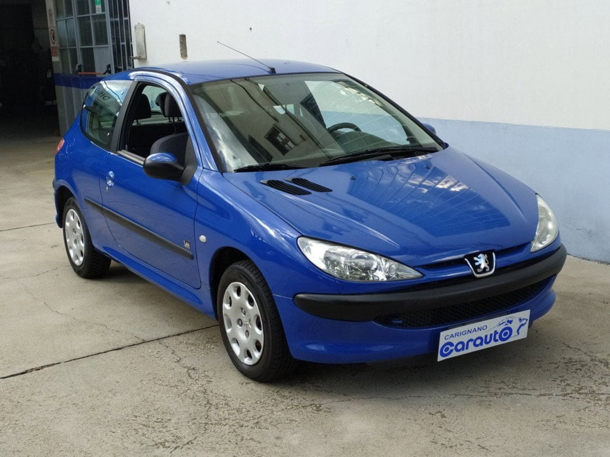 Peugeot 206 3p. Lee