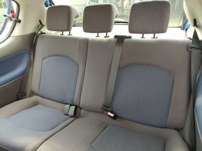 Peugeot 206 3p. Lee (12)