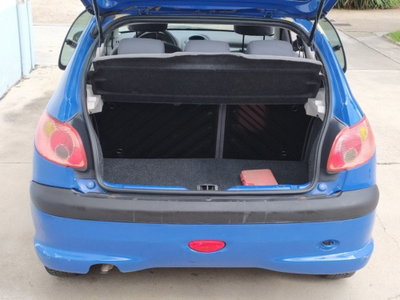 Peugeot 206 3p. Lee (13)