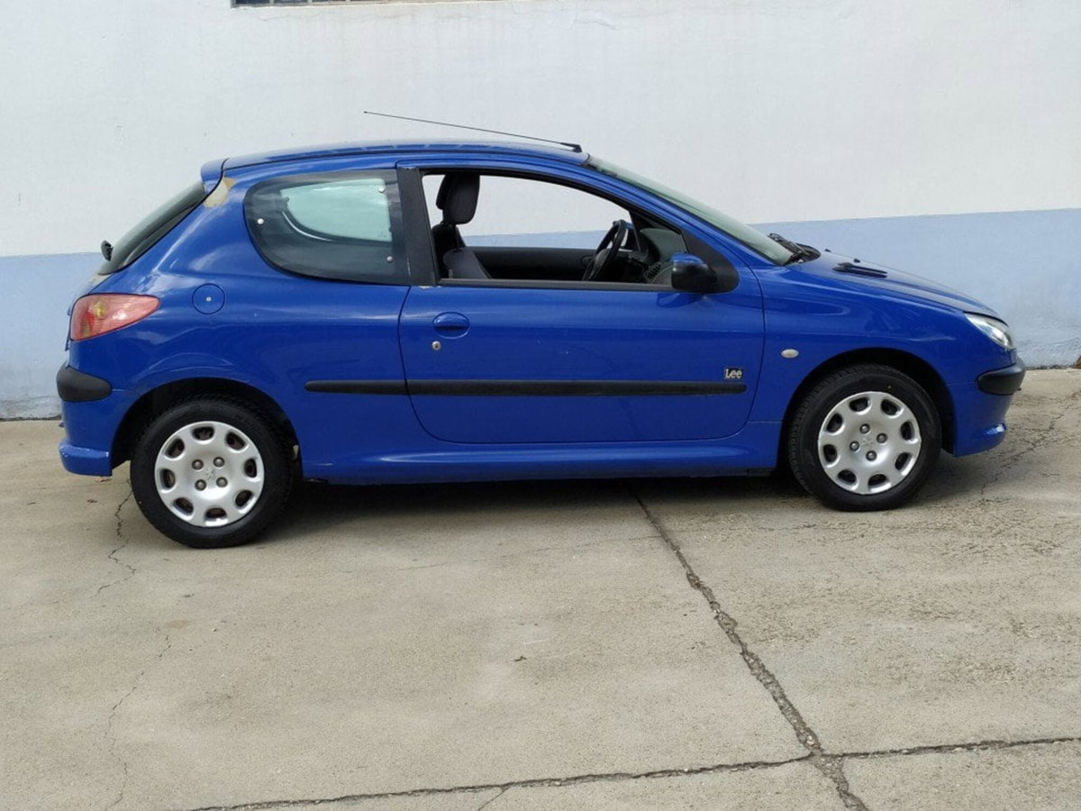 Peugeot 206 3p. Lee (16)