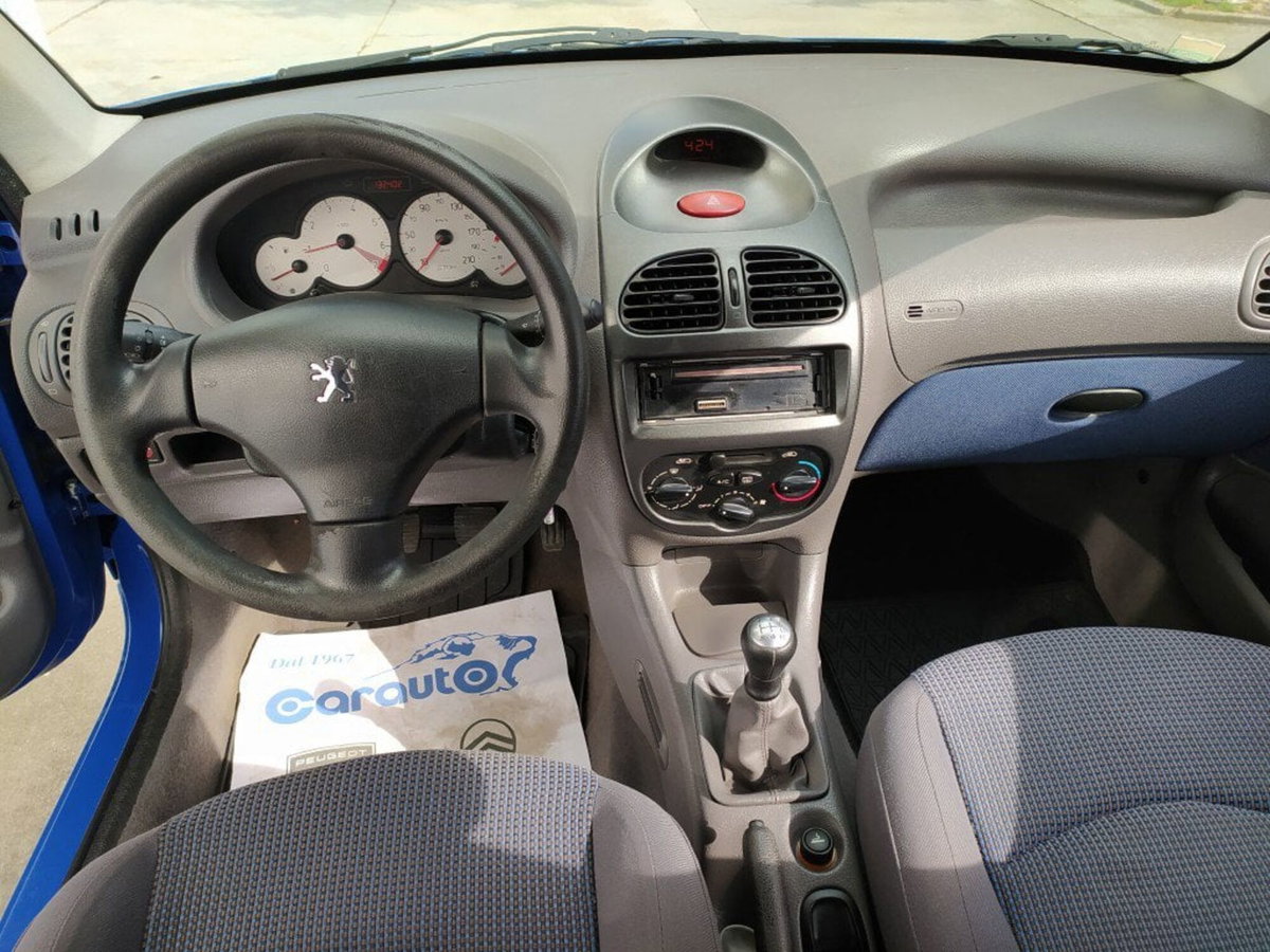 Peugeot 206 3p. Lee (4)