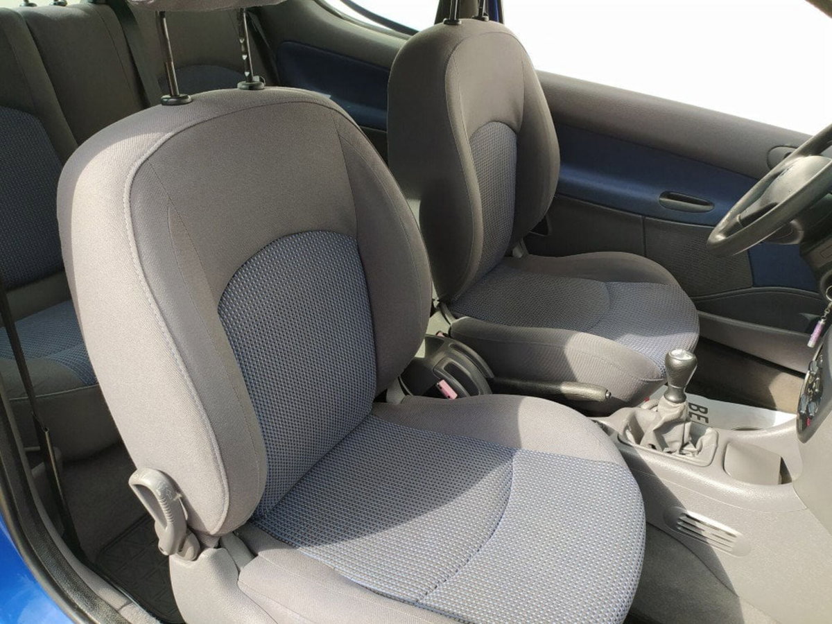 Peugeot 206 3p. Lee (8)
