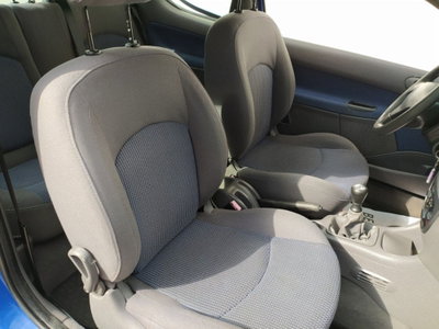 Peugeot 206 3p. Lee (8)