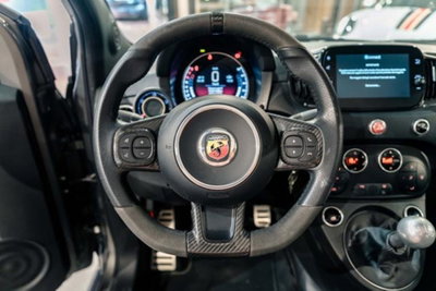 Abarth 695 Cabrio 695 C 1.4 Turbo T-Jet Rivale (11)