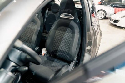 Abarth 695 Cabrio 695 C 1.4 Turbo T-Jet Rivale (9)