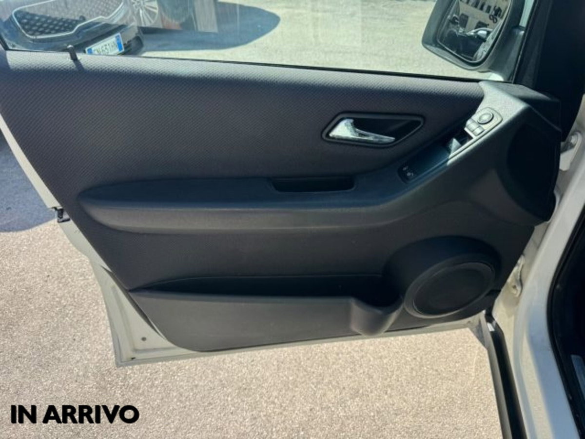 Mercedes-Benz Classe A 160 AUTOMATIC (13)