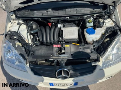 Mercedes-Benz Classe A 160 AUTOMATIC (16)