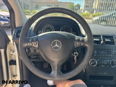 Mercedes-Benz Classe A 160 AUTOMATIC (9)