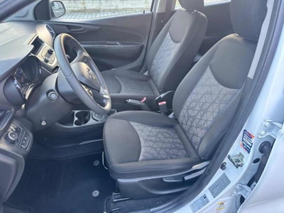 Opel Karl Rocks 1.0 73 CV (10)