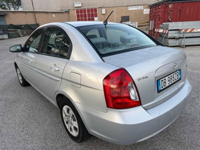 Hyundai Accent 1.4 4p. Active (10)