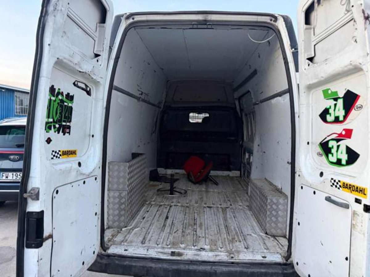 Ford Transit Van Furgone 330L 2.2 TDCi/110 PL-TA Furgone (5)