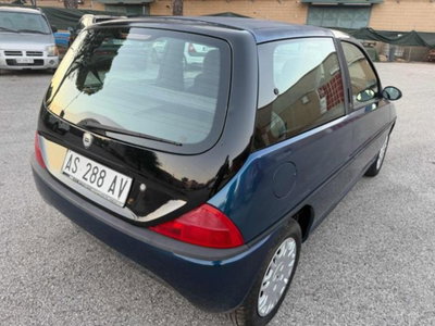 Lancia Y 16V cat LS (8)