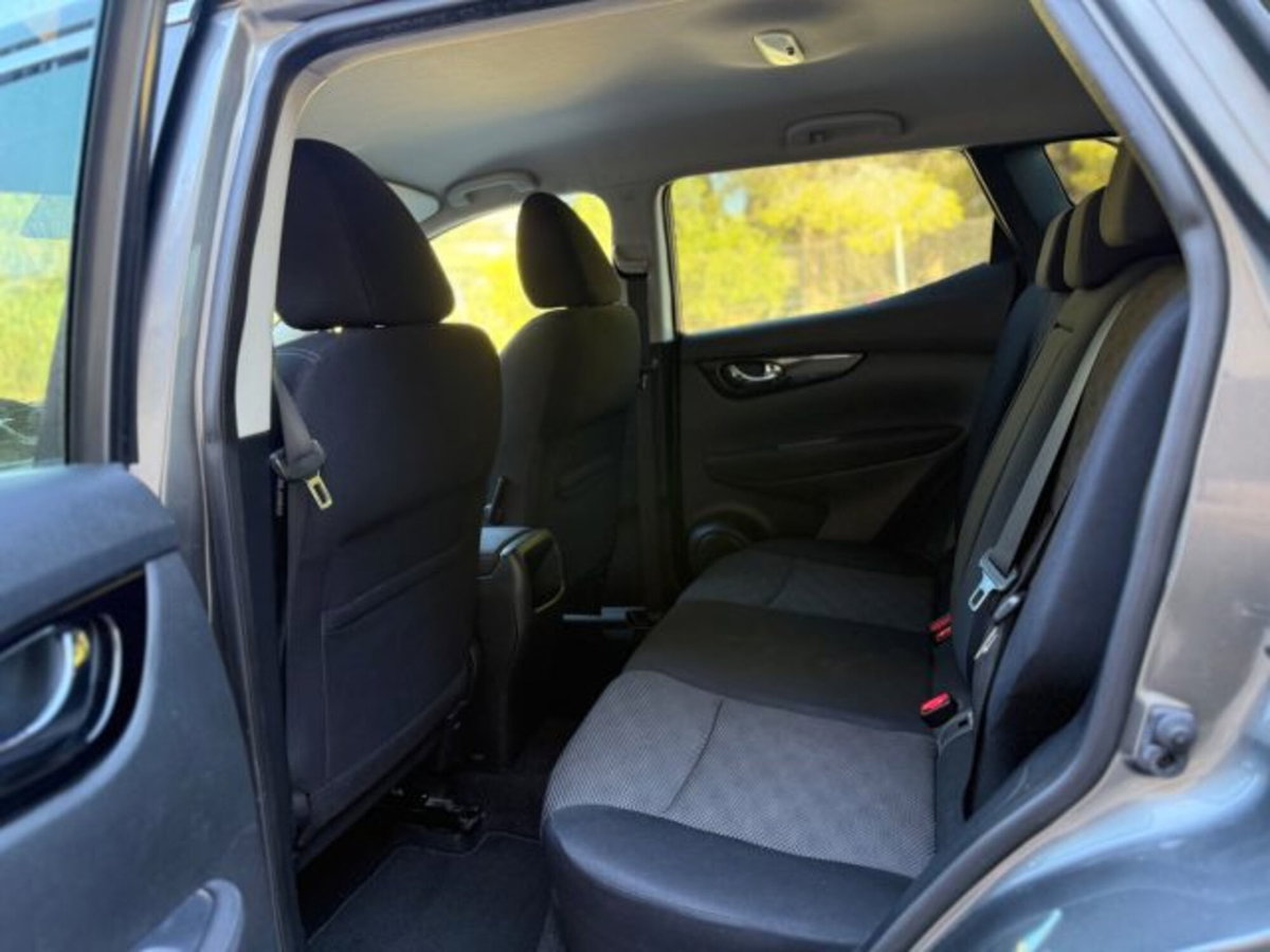 Nissan Qashqai 1.5 dCi Business (16)