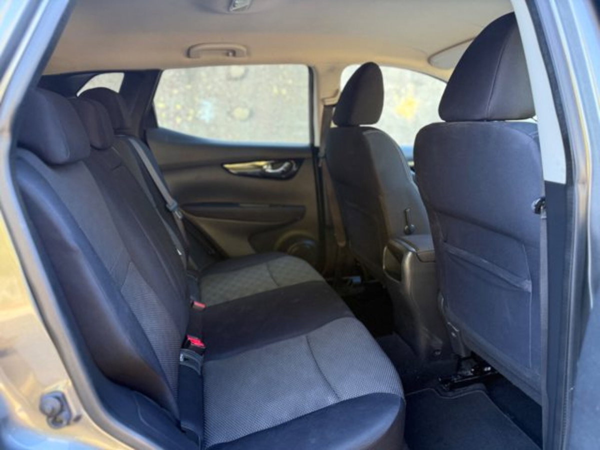 Nissan Qashqai 1.5 dCi Business (18)
