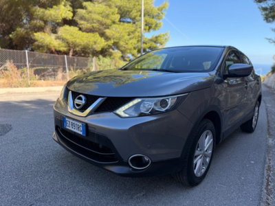 Nissan Qashqai 1.5 dCi Business (2)