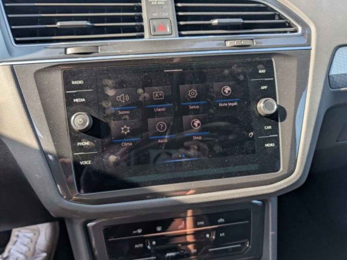 Volkswagen Tiguan 1.4 TSI eHYBRID DSG R-Line (15)
