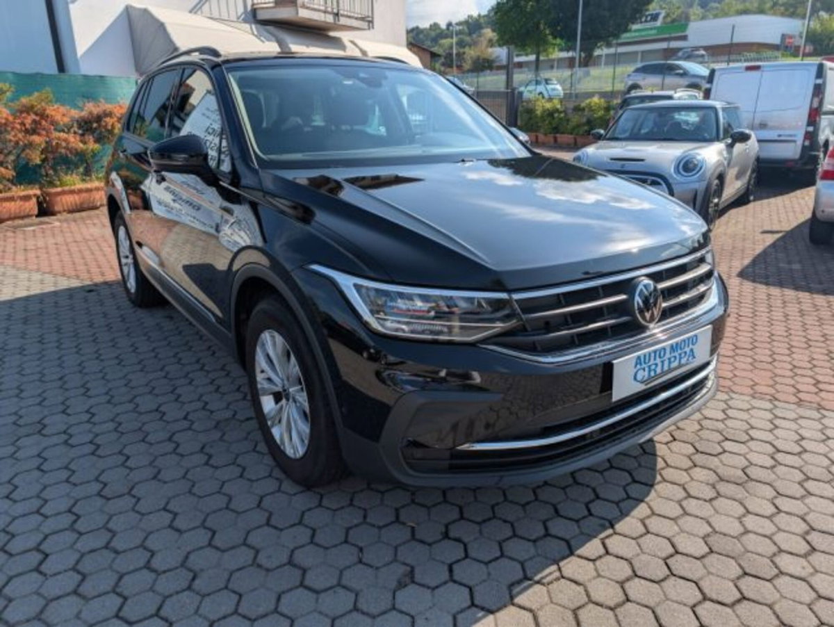 Volkswagen Tiguan 1.4 TSI eHYBRID DSG R-Line (3)