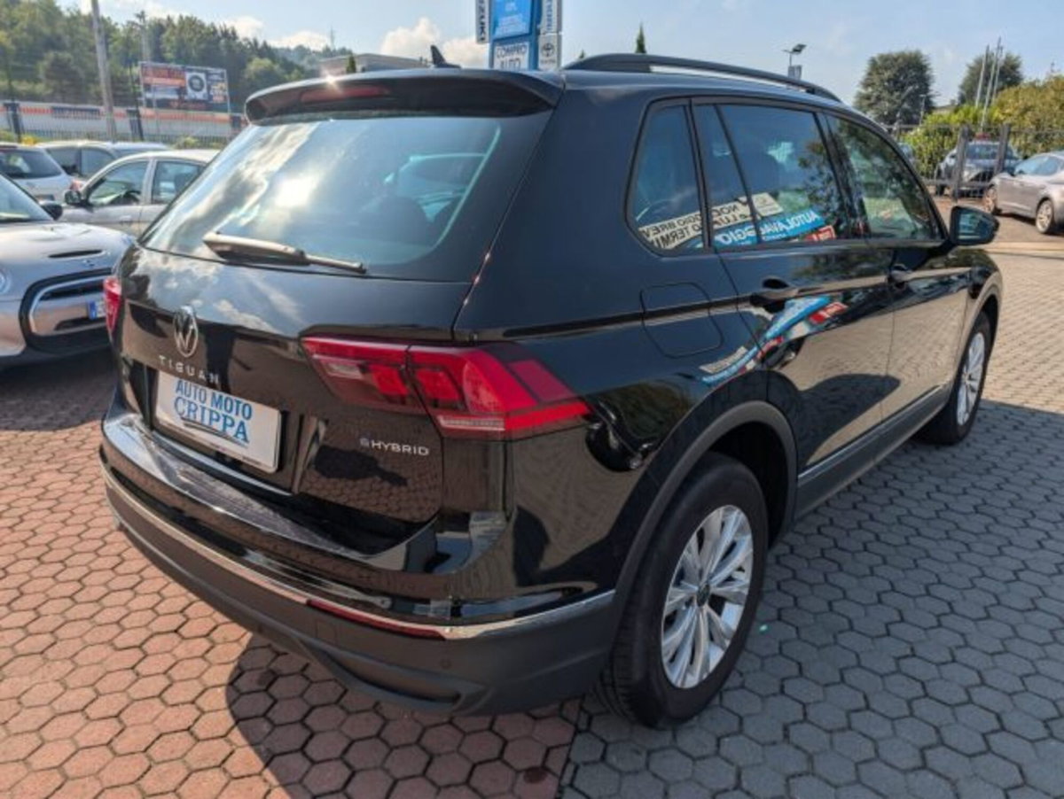 Volkswagen Tiguan 1.4 TSI eHYBRID DSG R-Line (4)