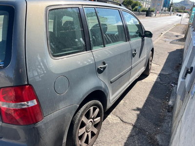 Volkswagen Touran TDI 101CV Trendline (4)