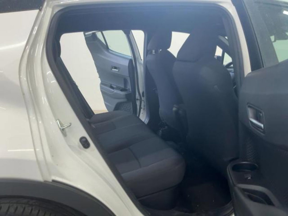 Toyota Toyota C-HR 1.8 Hybrid E-CVT Active (17)