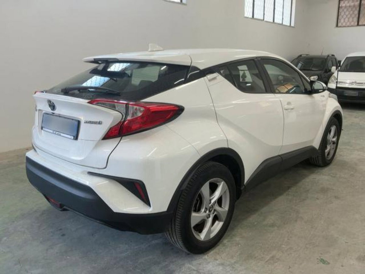 Toyota Toyota C-HR 1.8 Hybrid E-CVT Active (6)