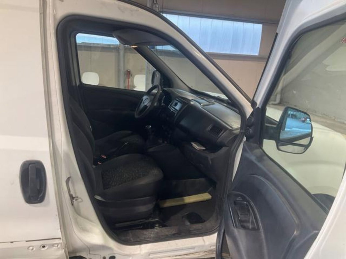 Opel Combo Tour CDTi 105CV PC-TN Club N1 (6)