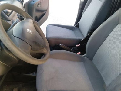 Peugeot Bipper 1.4 HDi 70CV Furgone (9)