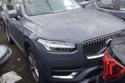 Volvo XC90 T6 AWD Geartronic Inscription (2)