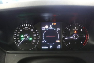 Land Rover Range Rover Velar 2.0D I4 240 CV R-Dynamic S (12)