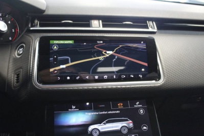 Land Rover Range Rover Velar 2.0D I4 240 CV R-Dynamic S (17)