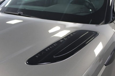 Land Rover Range Rover Velar 2.0D I4 240 CV R-Dynamic S (3)