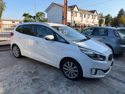 Kia Carens 1.7 CRDi 115 CV Stop&Go high tech (2)