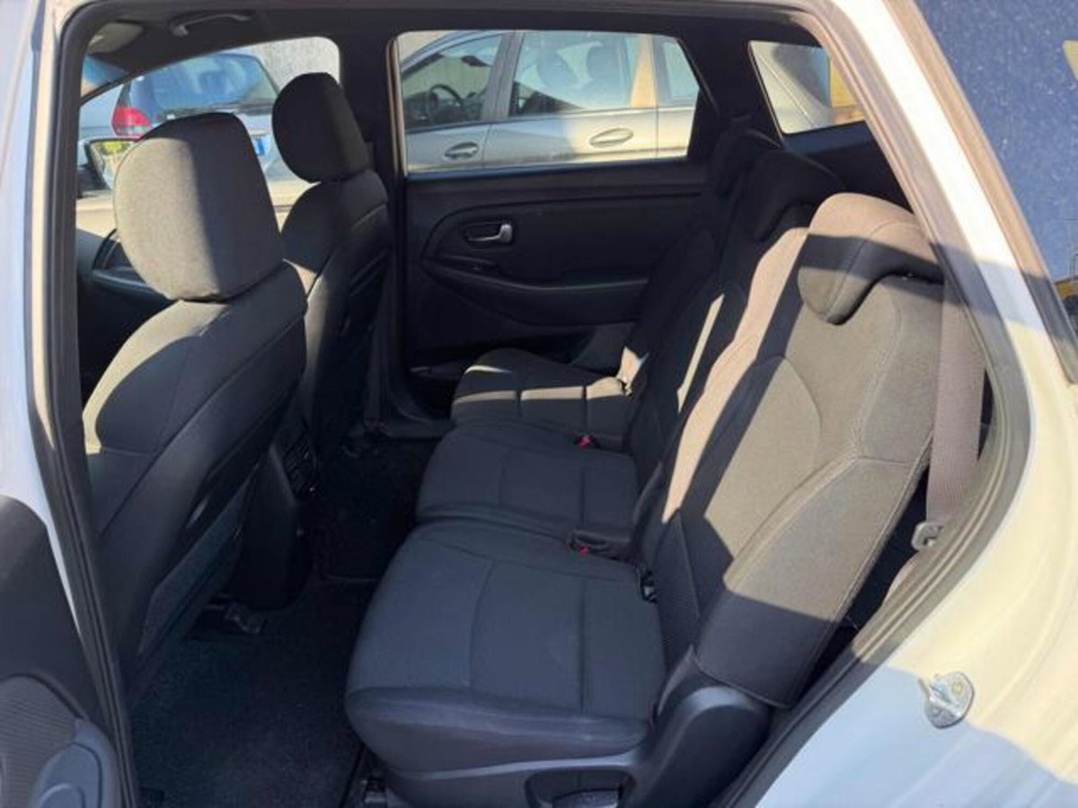 Kia Carens 1.7 CRDi 115 CV Stop&Go high tech (8)