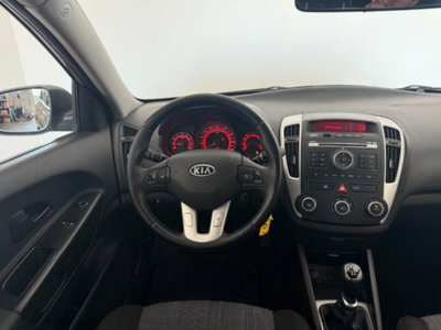Kia cee'd Sport Wagon 1.4 90CV EX (10)